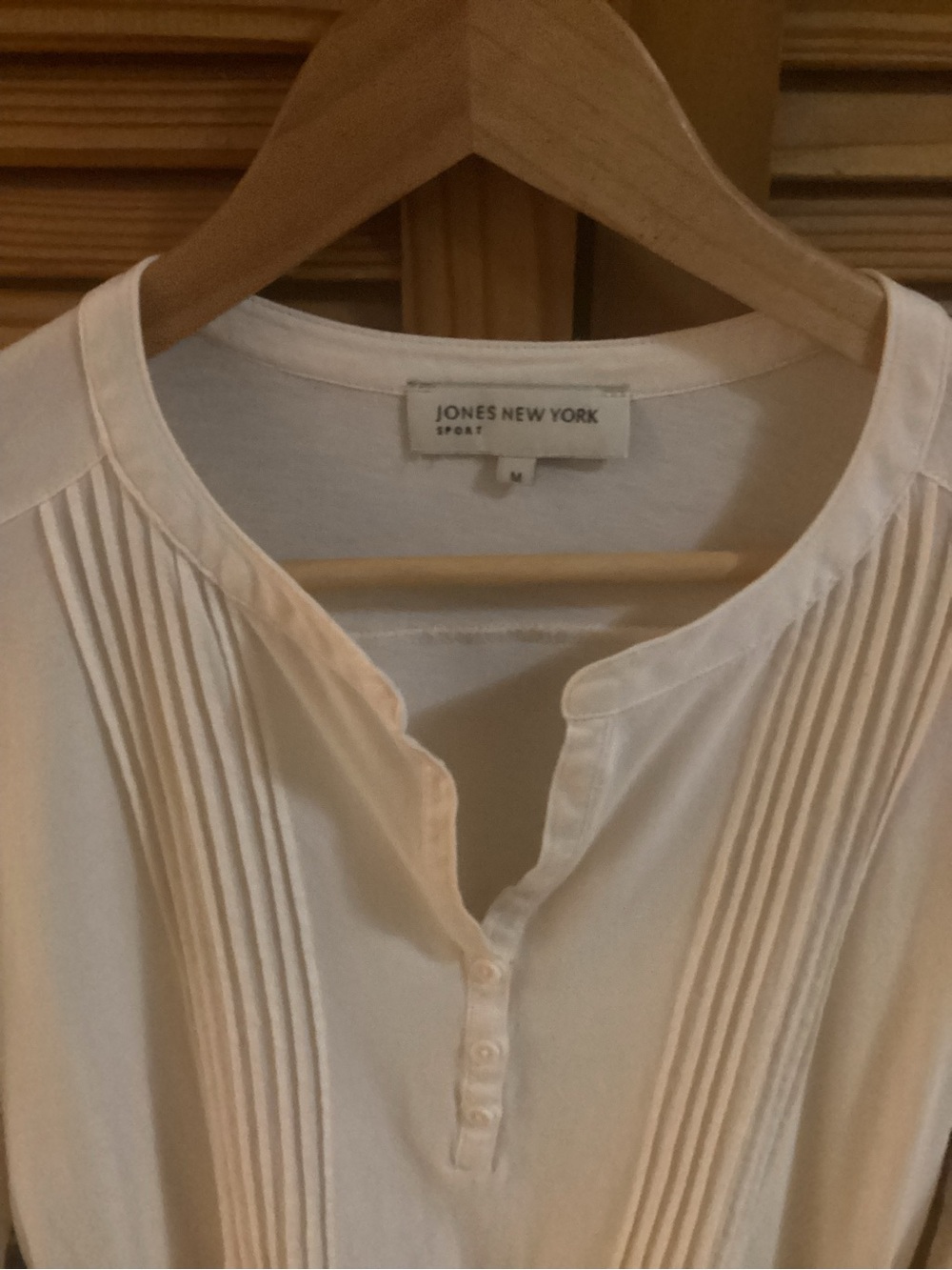 Jones New York Cream Pintuck Henley Top